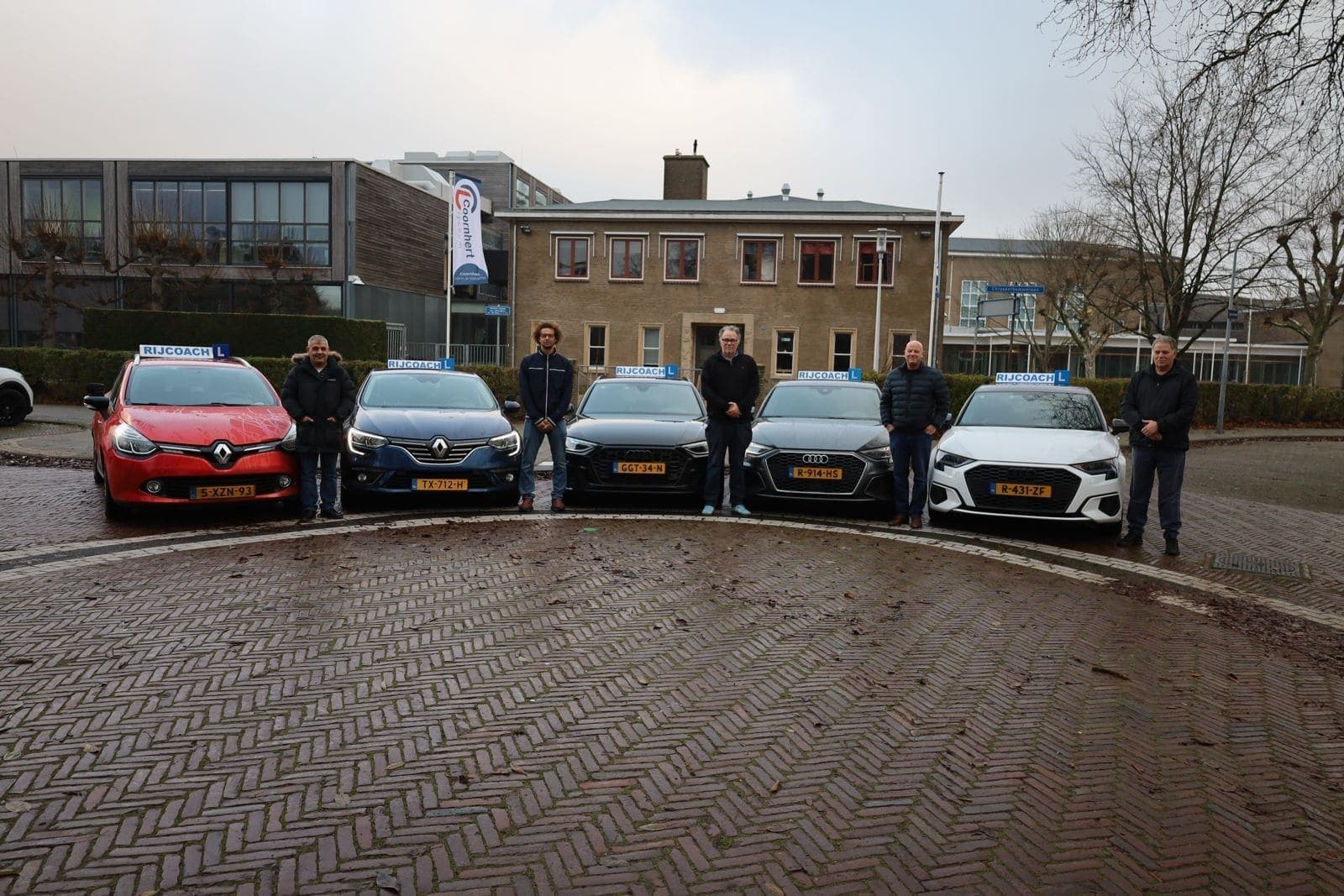 Rijschool kiezen in Haarlem: zo vergelijk je eerlijk